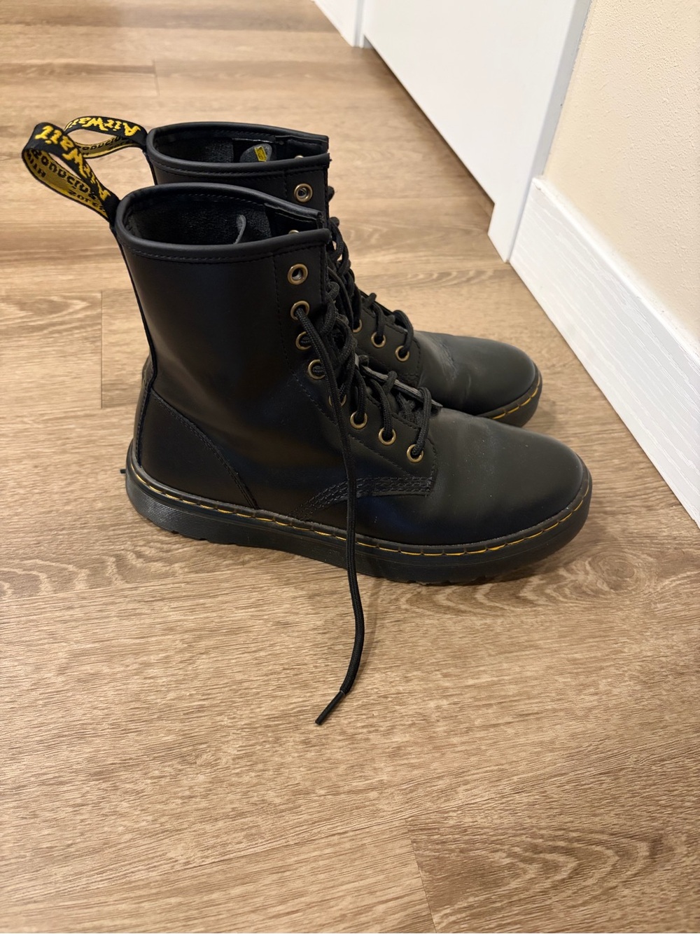 Dr. Martens 1460 Smooth Leather Lace Up Boots I Size 7 - Picture 3 of 6